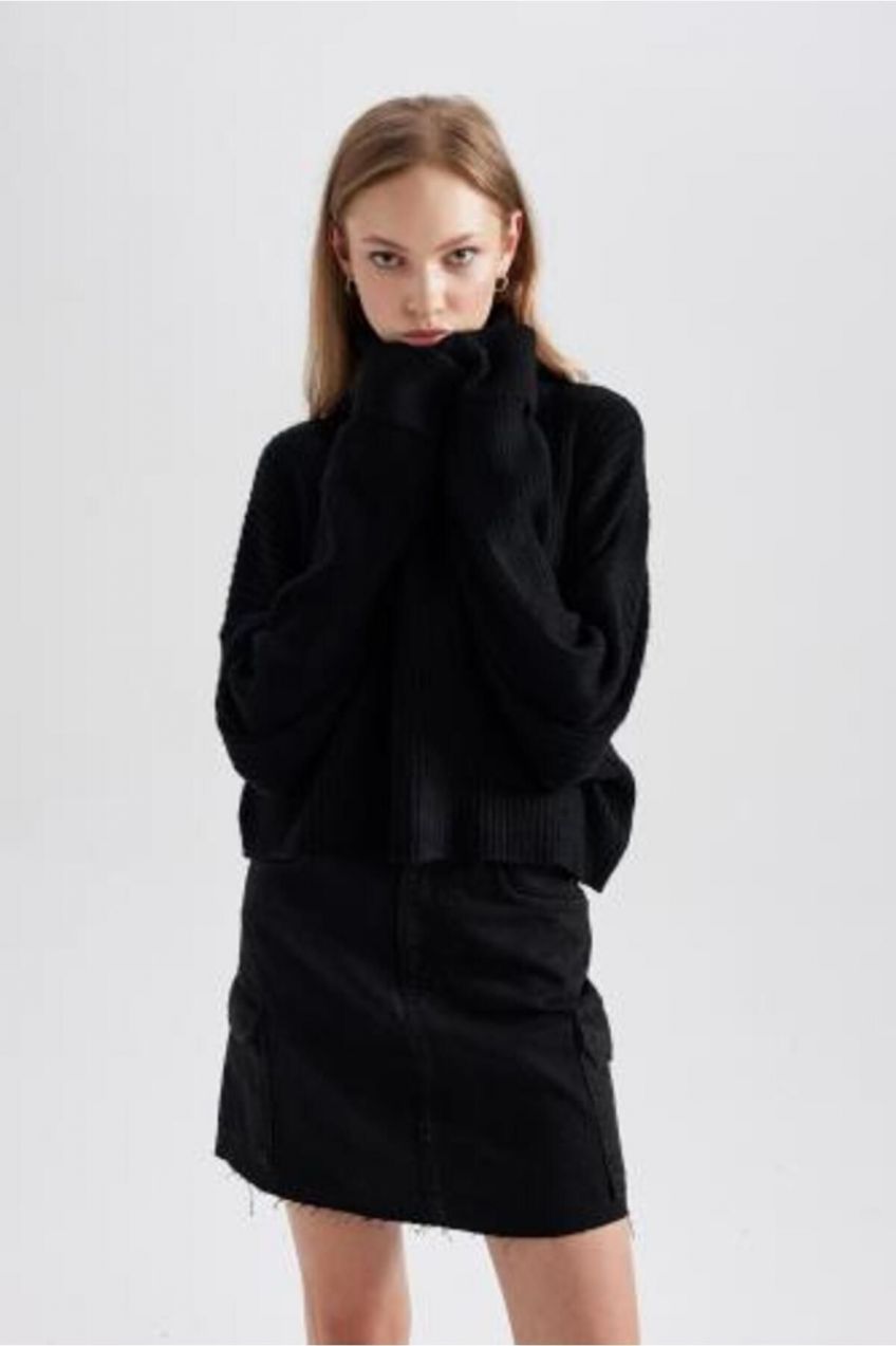 DEFACTO Oversize Fit Turtleneck Sweater