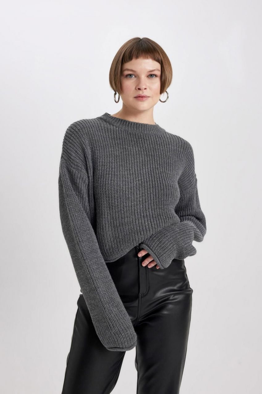 DEFACTO Crop Crew Neck Thessaloniki Fabric Sweater