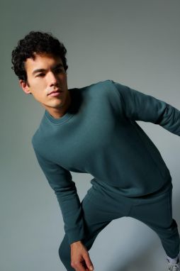 DEFACTO Fit Standard Fit Crew Neck Sweatshirt