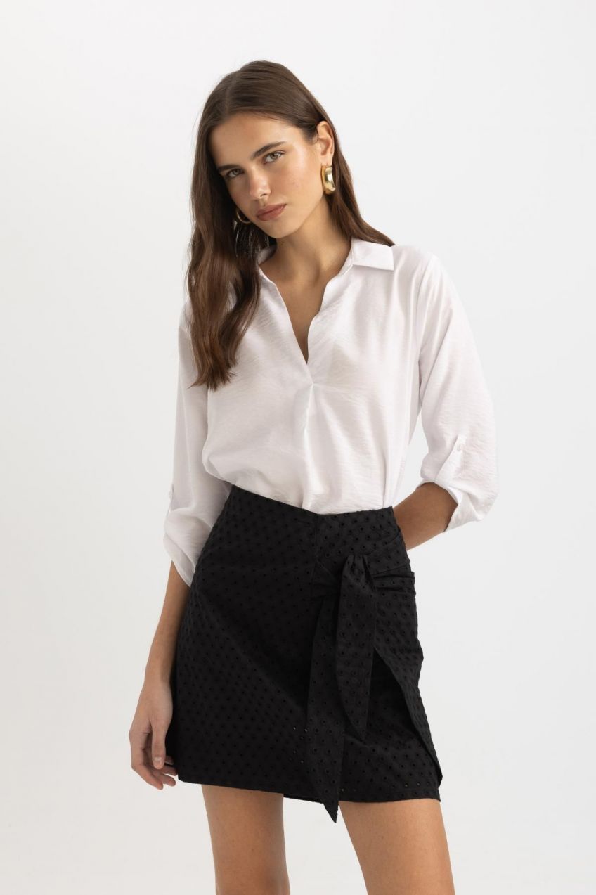 DEFACTO Regular Fit V Neck Long Sleeve Blouse