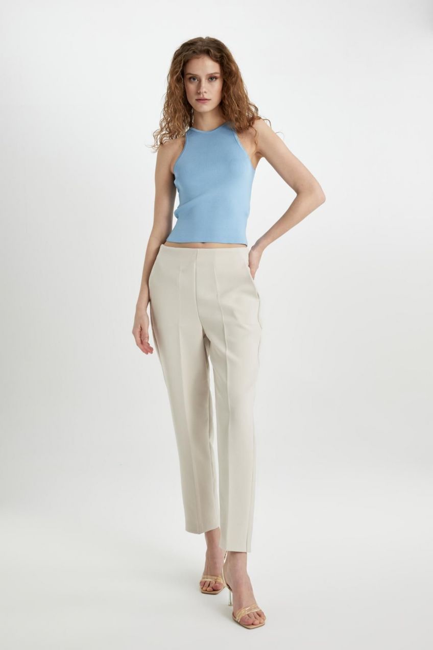 DEFACTO Carrot Fit Pocket High Waist Short Cuff Trousers