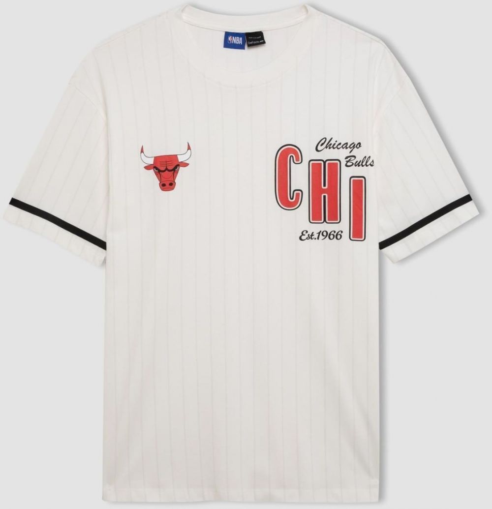 DeFactoFit NBA Chicago Bulls Boxy Fit Crew Neck Short Sleeve T-Shirt