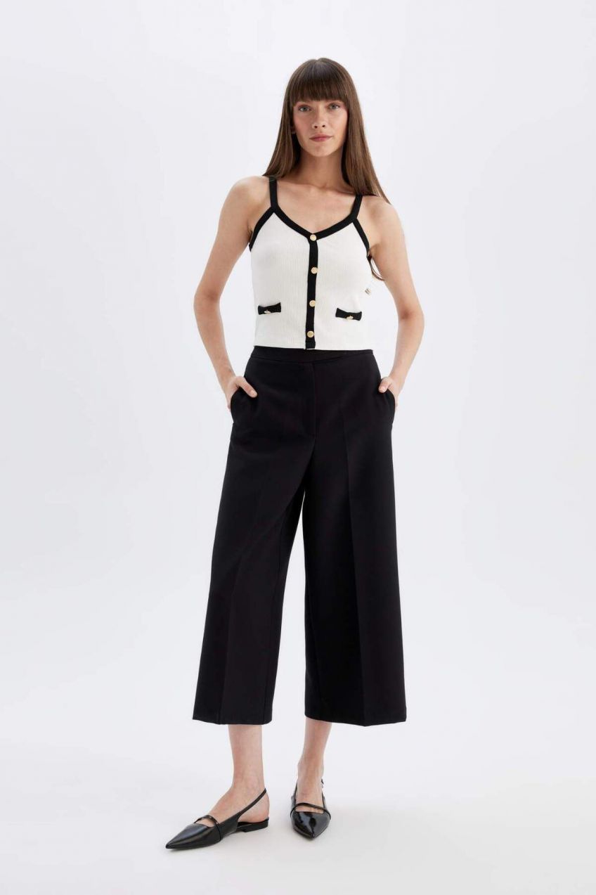 DEFACTO Culotte Chino Normal Waist Wide Leg Culotte Trousers