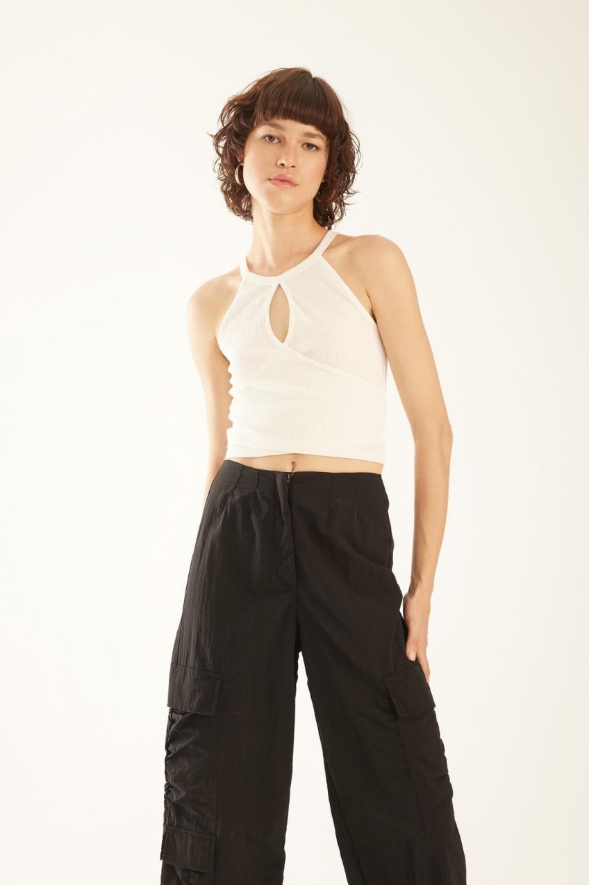 DEFACTO Fitted Basic Barbell Neck Camisole Crop Undershirt