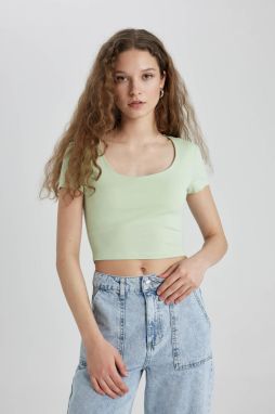DEFACTO Fitted U Neck Short Sleeve T-Shirt