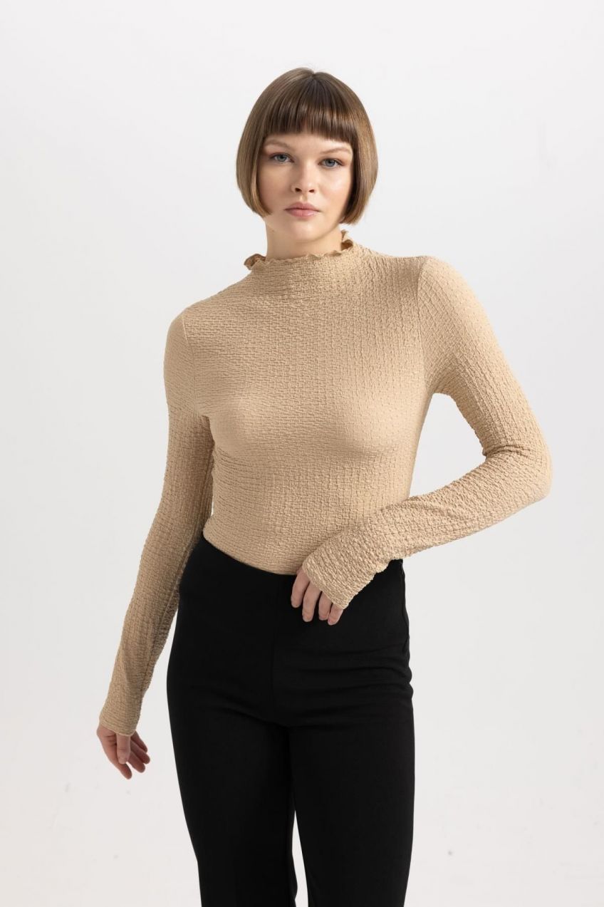 DEFACTO Slim Fit Half Turtleneck Wrapped Long Sleeve T-Shirt