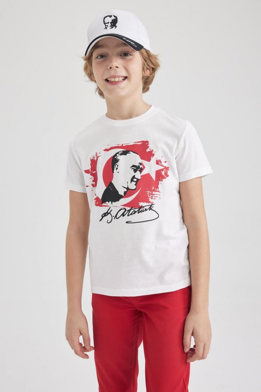 DEFACTO Boy's Atatürk Printed Short Sleeve White T-Shirt