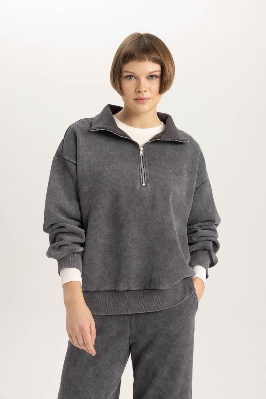 DEFACTO Relax Fit Polo Neck Half Zipper Sweatshirt