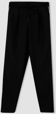 DEFACTO Jogger Pocket Short Leg Trousers