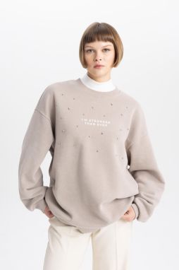 DEFACTO Relax Fit Crew Neck Thick Wash Faded Effect Sweatshirt