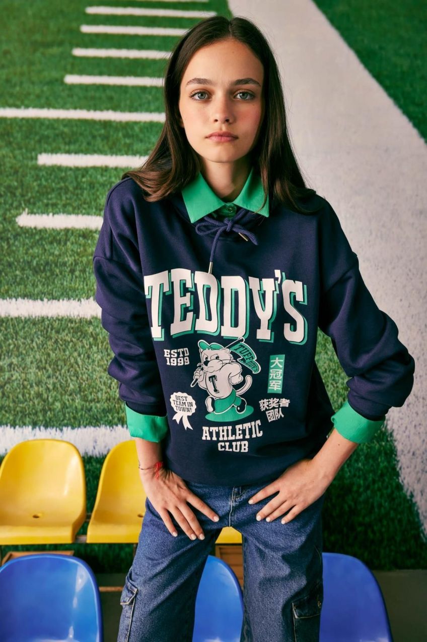 DEFACTO Cool Oversize Fit Hooded Thick Sweatshirt