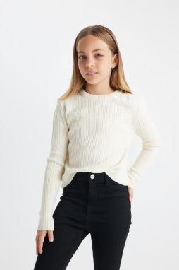 DEFACTO Girl's Standard Fit Crew Neck Sweater