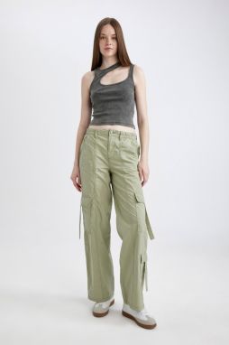 DEFACTO Wide Leg Cargo Pocket Normal Waist Standard Length Gabardine Trousers