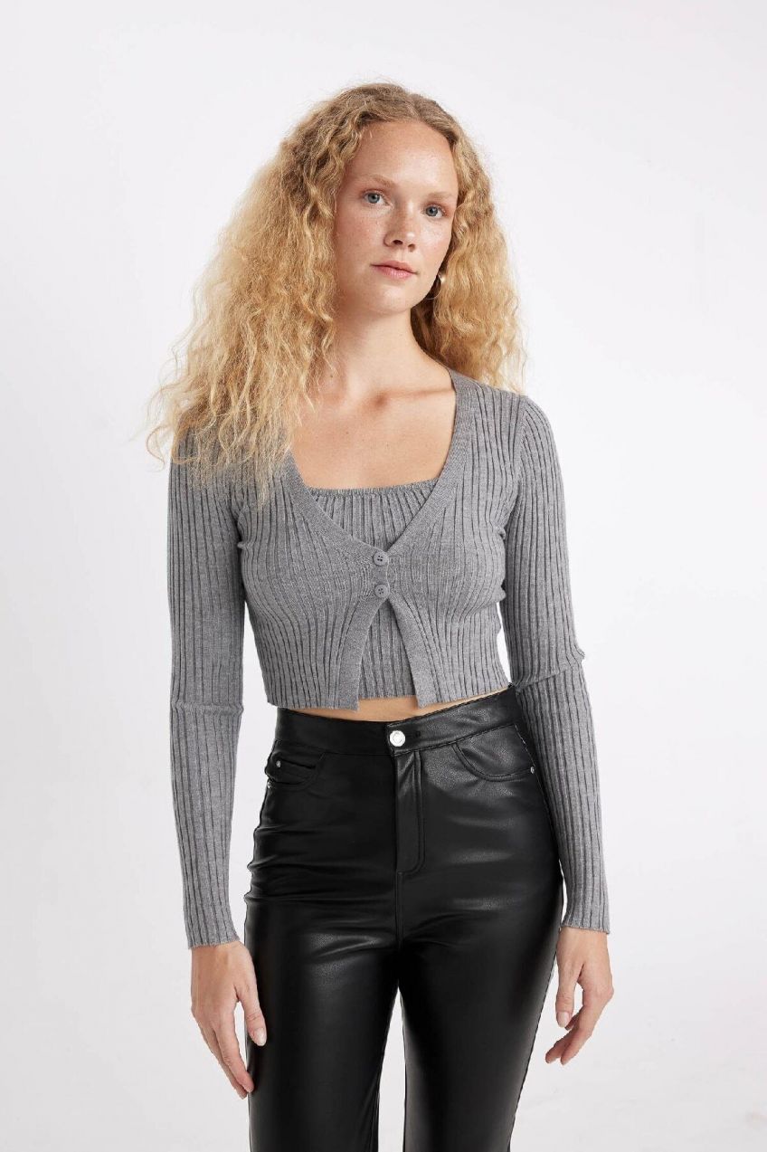 DEFACTO Regular Fit V-Neck Knitwear Cardigan