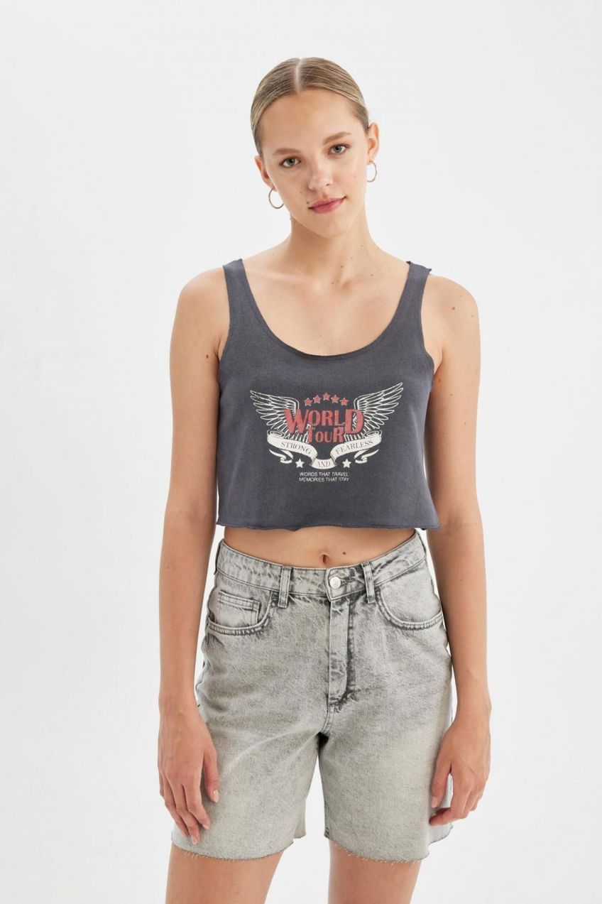 DEFACTO Loose Fit Printed Crew Neck Thick Fabric Undershirt