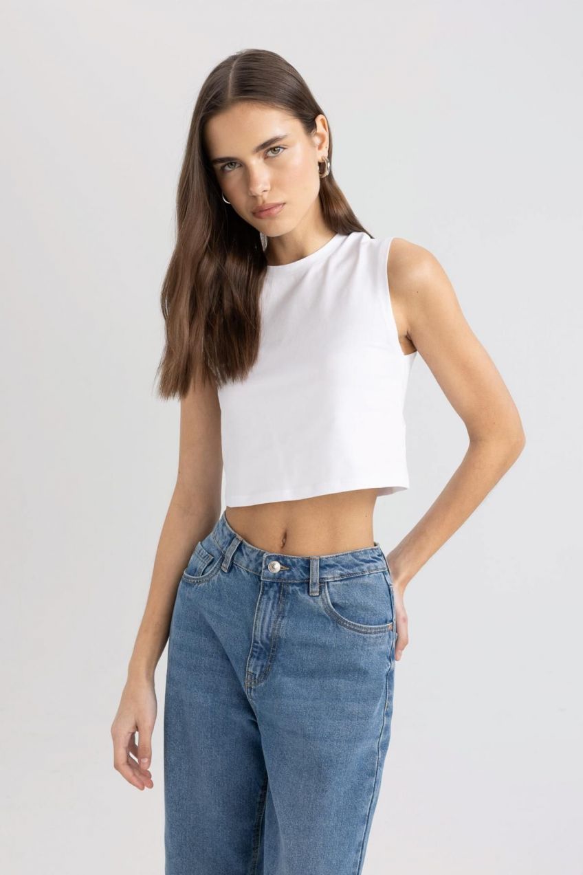 DEFACTO Crop Crew Neck Undershirt