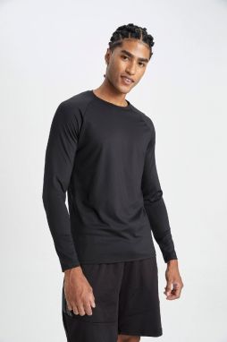 DEFACTO Fit Slim Fit Crew Neck Printed Sportsman Long Sleeve T-Shirt