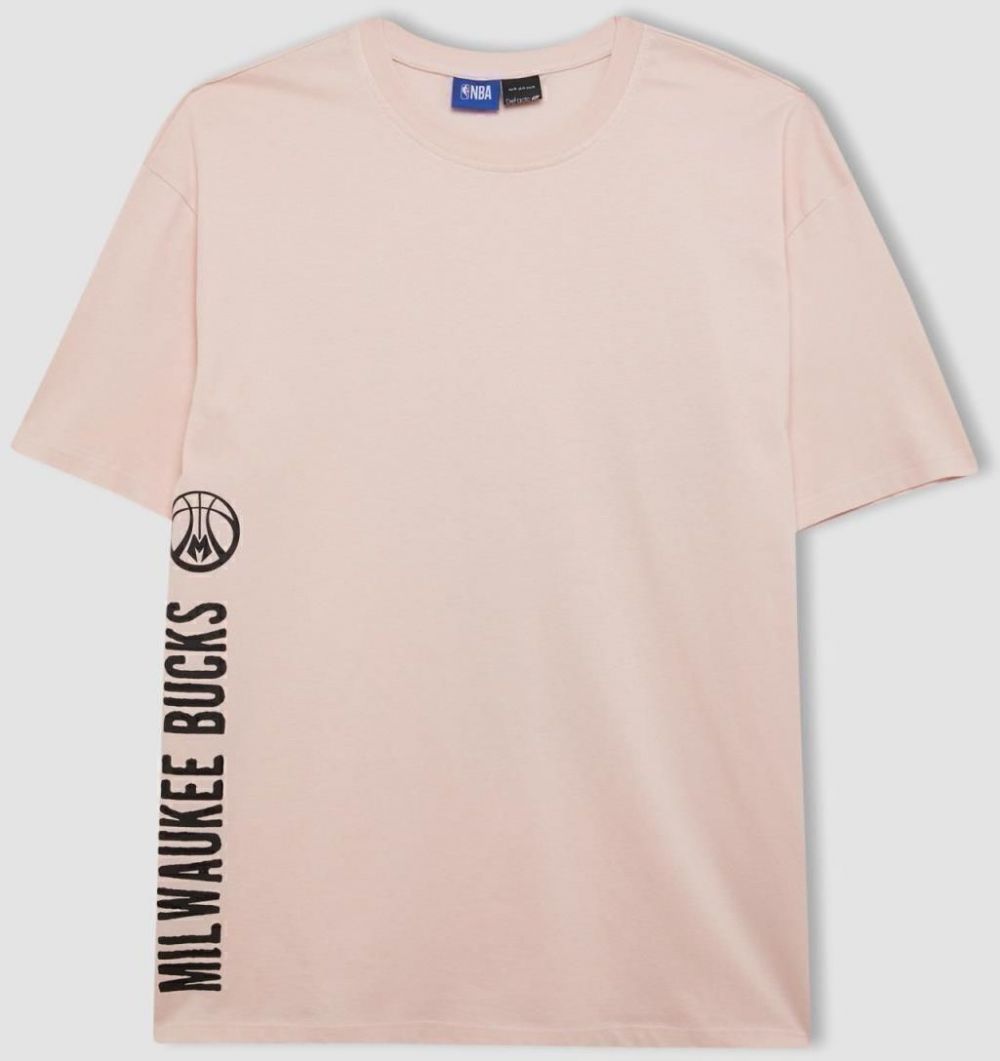 DEFACTO Fit Nba Milwaukee Bucks Boxy Fit Crew Neck Short Sleeve T-Shirt