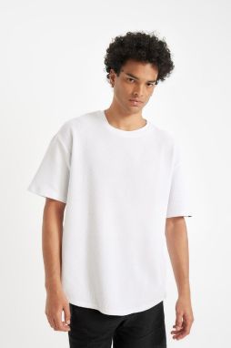 DEFACTO Comfort Fit Crew Neck Short Sleeve Waffle T-Shirt
