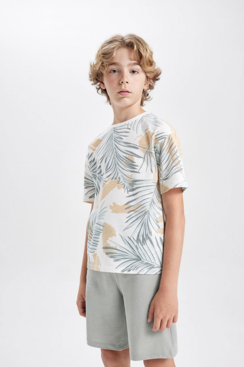 DEFACTO Boy's Oversize Fit Crew Neck Printed Short Sleeve T-Shirt