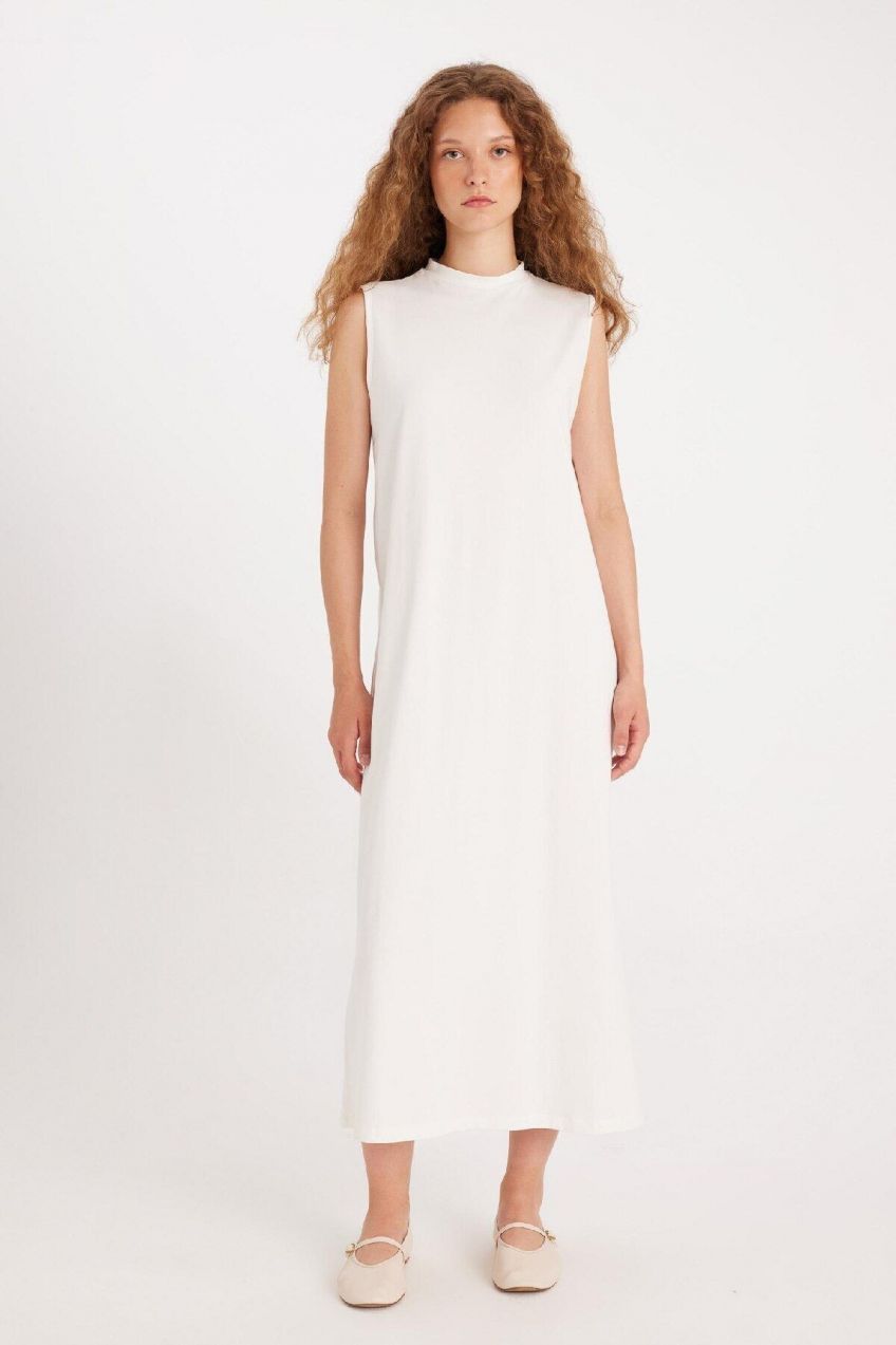 Manuka x DeFacto Sleeveless Maxi Dress