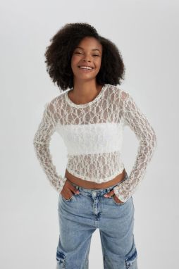 DEFACTO Fitted Crop Long Sleeve Lace T-Shirt