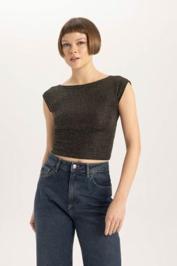DEFACTO Fitted Crew Neck Short Sleeve T-Shirt