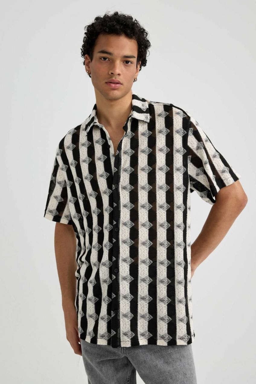 DEFACTO Regular Fit Printed Short Sleeve Shirt