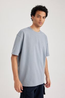 DEFACTO Oversize Fit Crew Neck Short Sleeve Basic Heavy Fabric T-Shirt