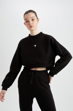 DEFACTO Fit Crop Crew Neck Sweatshirt