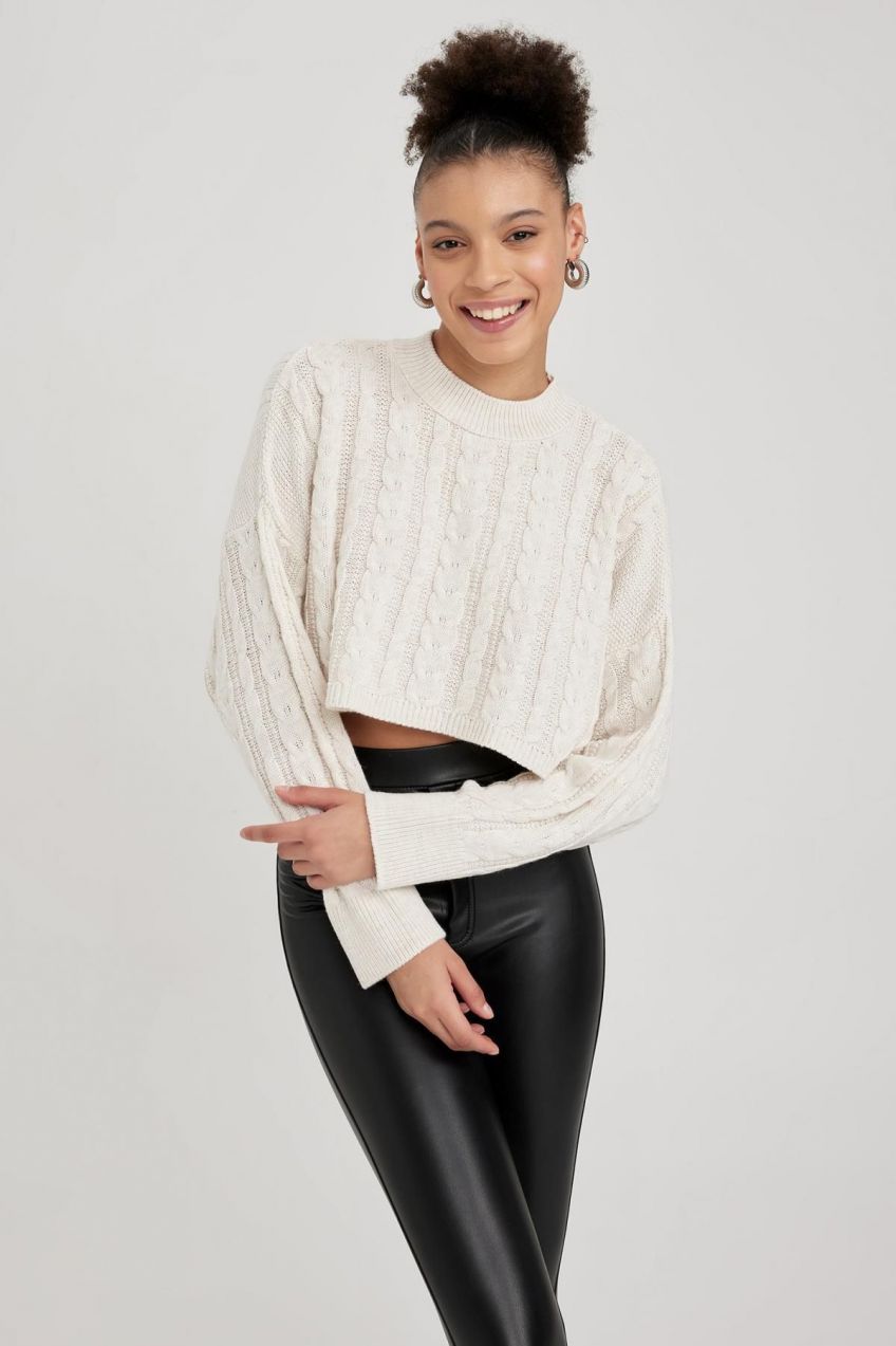 DEFACTO Cool Regular Fit Crew Neck Sweater