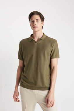 DEFACTO Regular Fit Polo Neck Short Sleeve T-Shirt