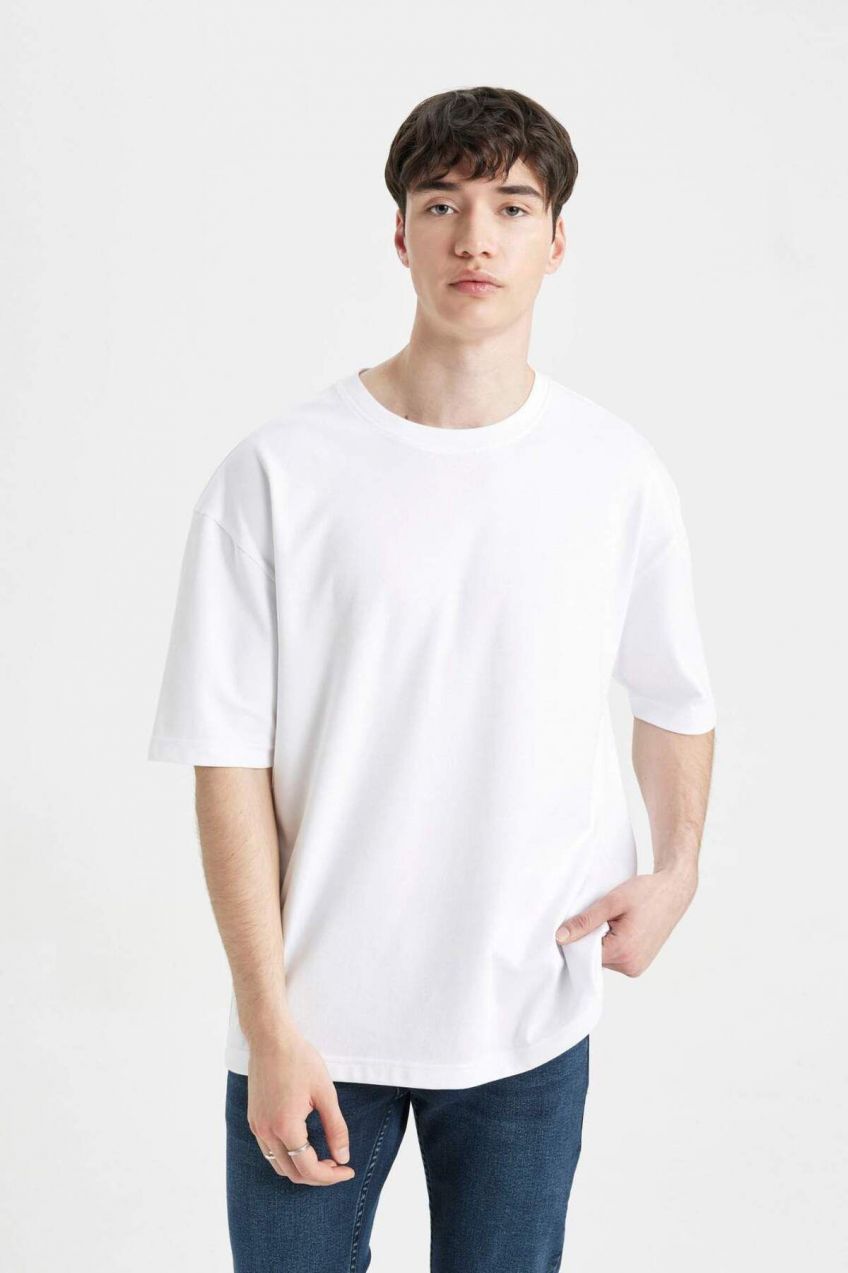 DEFACTO Oversize Fit Crew Neck Cotton Premium T-Shirt