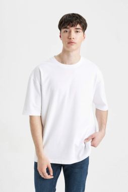 DEFACTO Oversize Fit Crew Neck Cotton Premium T-Shirt