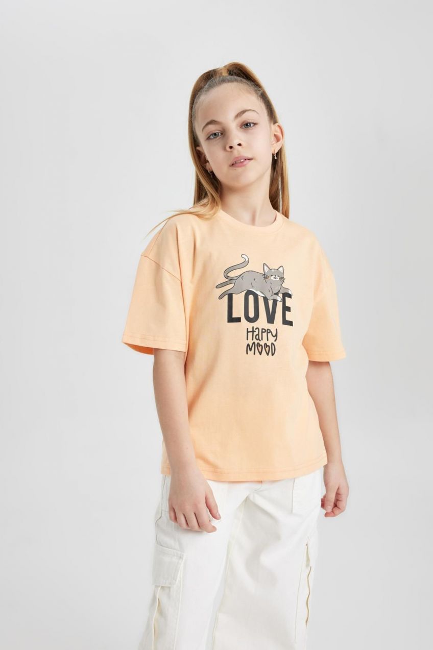 DEFACTO Girl's Relax Fit Back Printed Short Sleeve T-Shirt