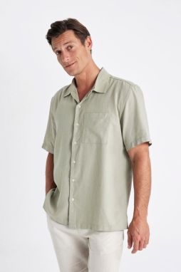 DEFACTO Relax Fit Polo Neck Short Sleeve Shirt