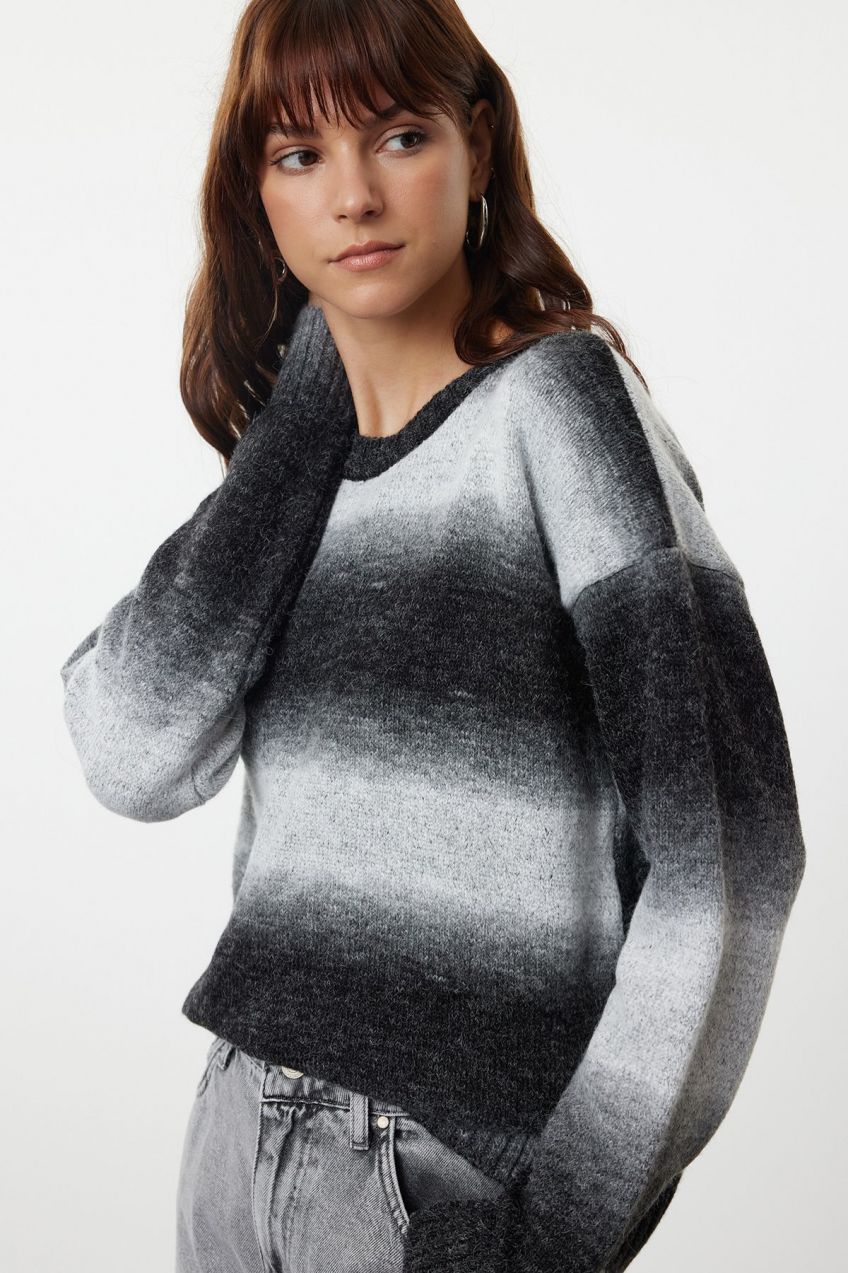Trendyol Ecru Soft Texture Color Block Knitwear Sweater