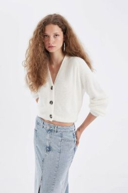 DEFACTO Oversize Fit V Neck Cardigan