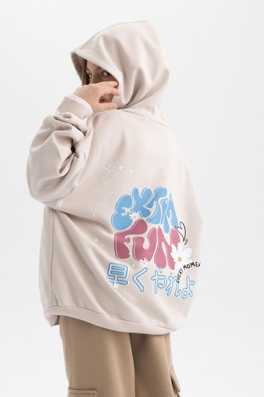 DEFACTO Girl's Oversize Fit Hooded Printed Soft Fuzzy Thick Sweatshirt