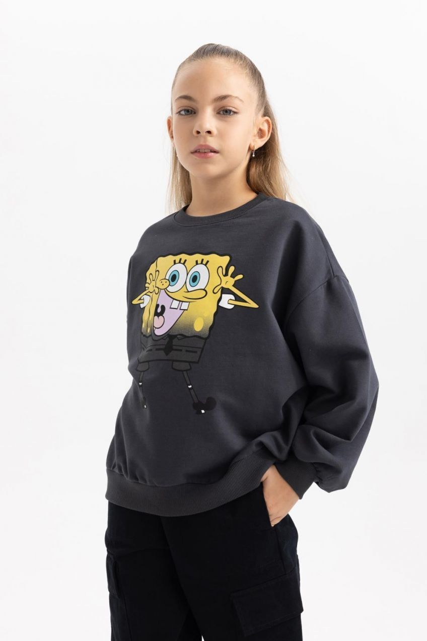 DEFACTO Girl's Spongebob Oversize Fit Crew Neck Soft Furry Thick Sweatshirt Inside