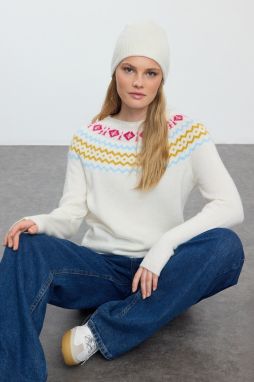 Trendyol Ecru Soft Texture Ethnic Patterned Sweater-Beret Knitwear Sweater