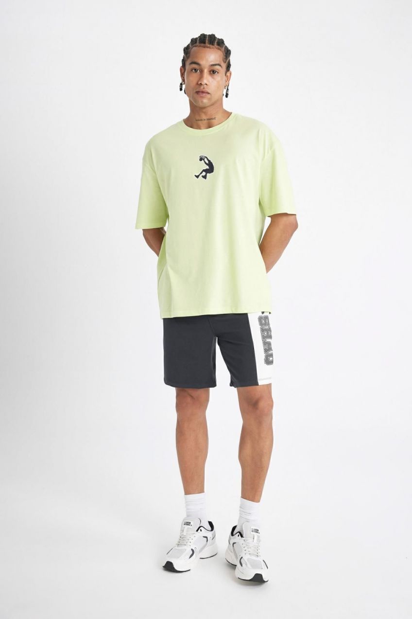 DEFACTO Fit Shaquille O'neal Standard Fit Short Leg Shorts