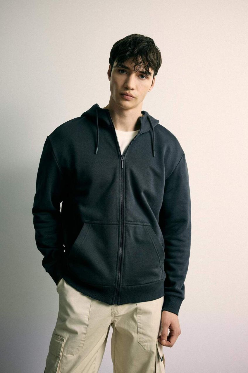 DEFACTO Regular Fit Hooded Soft Fur Inside Zipper Sweatshirt X8331az23au