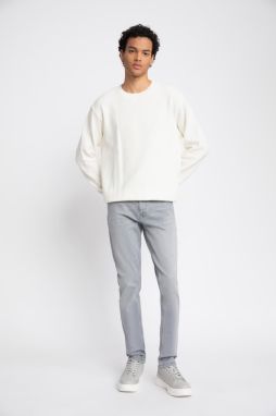DEFACTO Pedro Slim Fit Narrow Fit Regular Waist Narrow Leg Jean Trousers