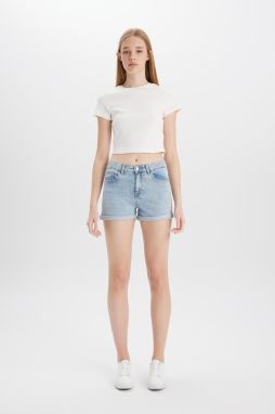DEFACTO High Waist Fold-Ankle Jean Shorts