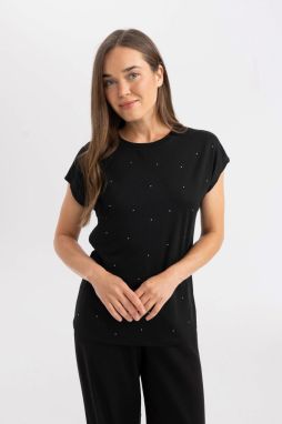 DEFACTO Crew Neck Embroidered Short Sleeve T-Shirt