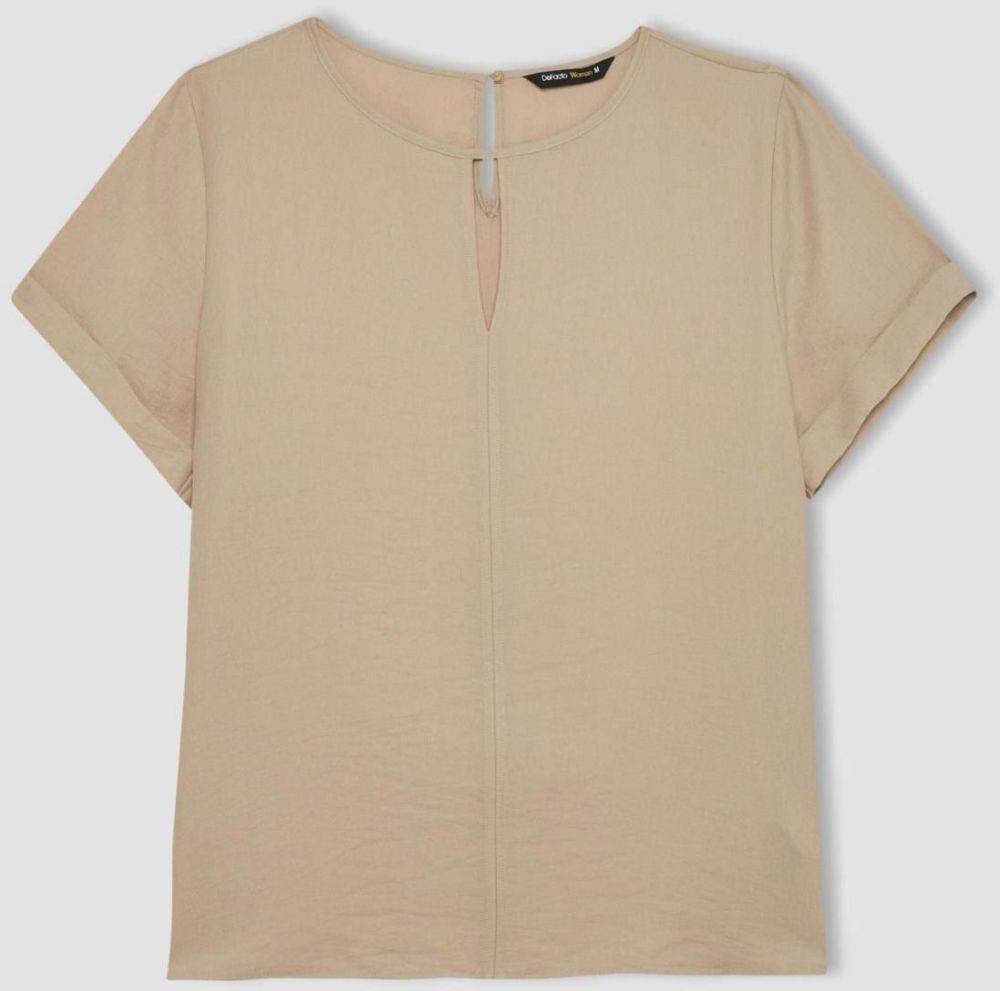 DEFACTO Regular Fit Round Neck Short Sleeve Blouse