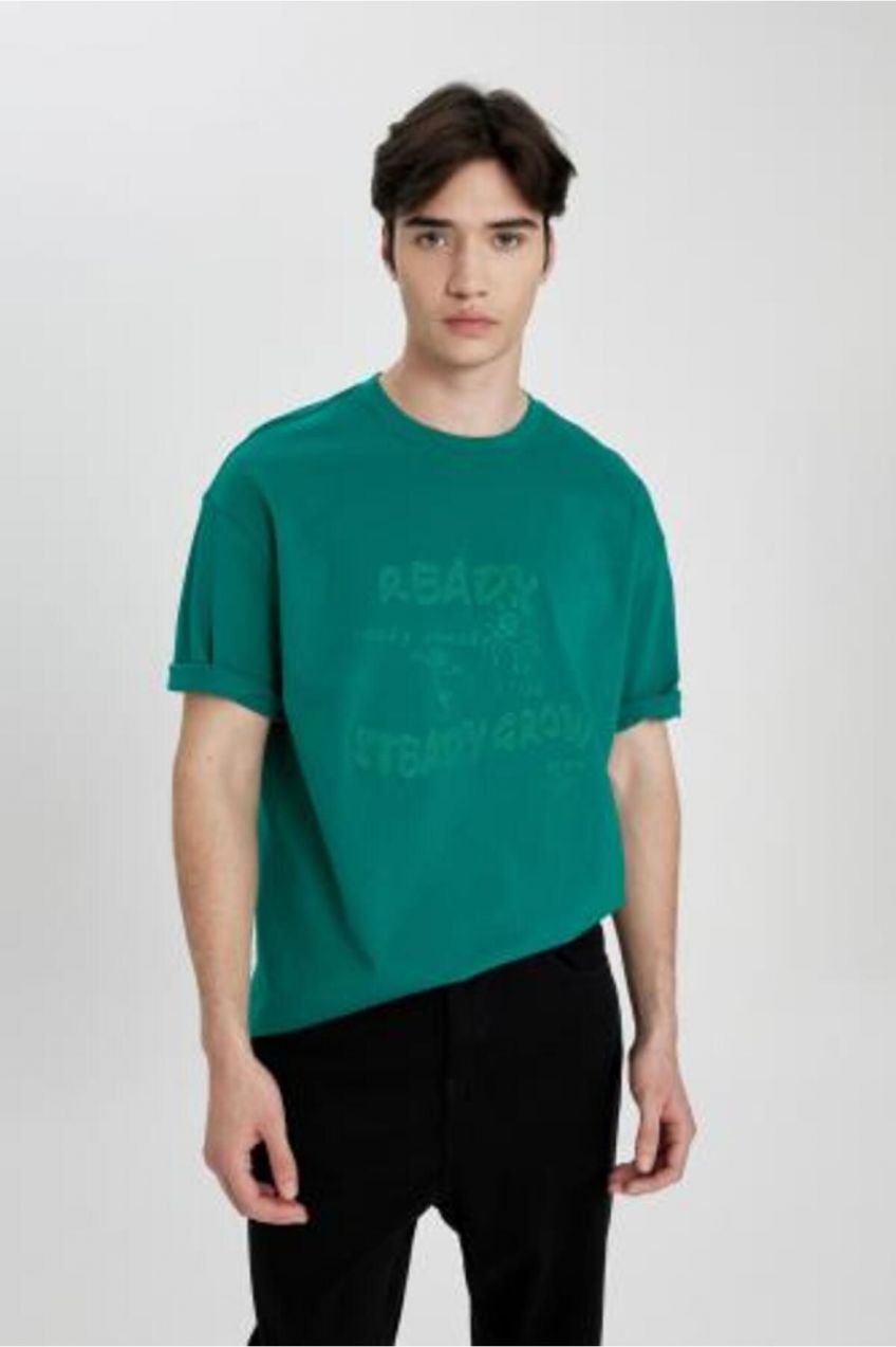 DEFACTO Comfort Fit Crew Neck Printed Short Sleeve T-Shirt