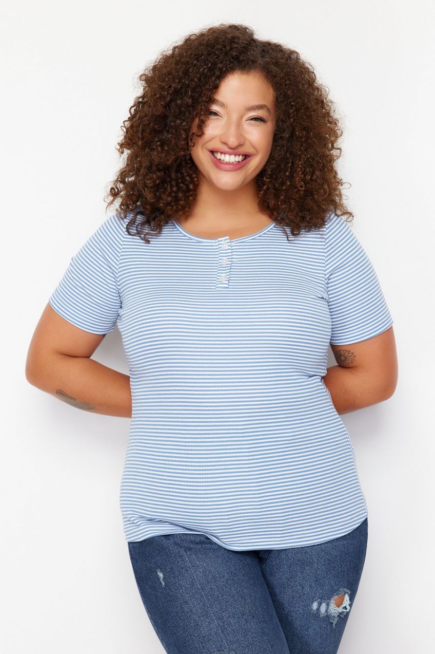 Trendyol Curve White-Blue Striped Knitted Blouse