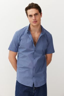Trendyol Navy Blue Slim Fit Short Sleeve Shirt